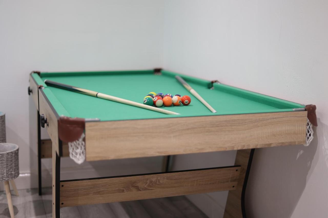 5 Bed Town House Within City Centre And Sleeps Up To 11 With Sky And Netflix Birmingham Esterno foto