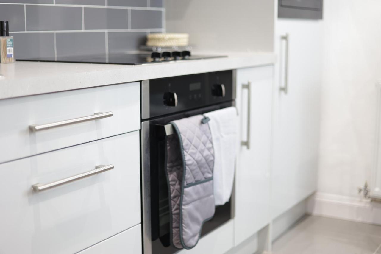 5 Bed Town House Within City Centre And Sleeps Up To 11 With Sky And Netflix Birmingham Esterno foto
