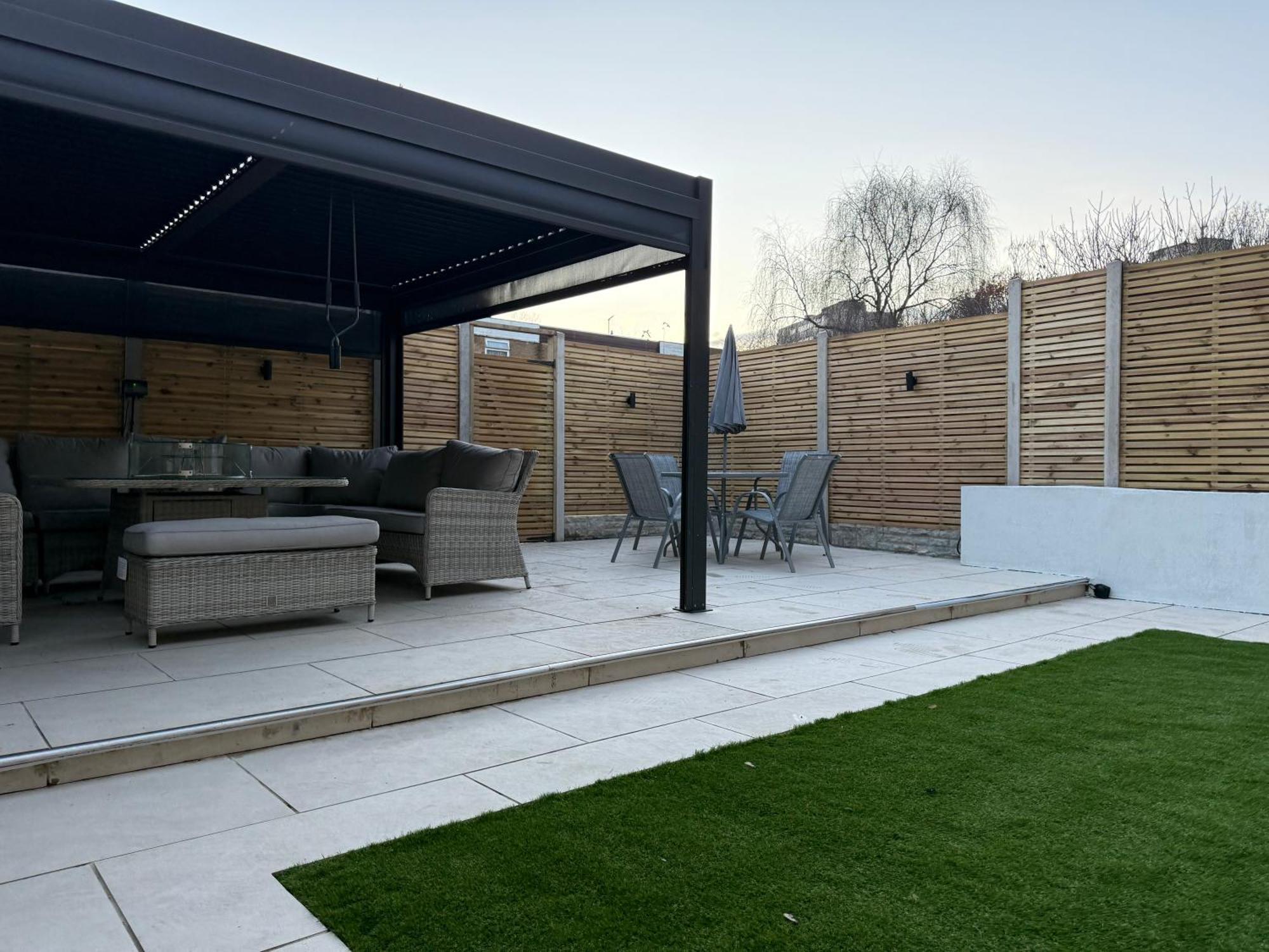 5 Bed Town House Within City Centre And Sleeps Up To 11 With Sky And Netflix Birmingham Esterno foto