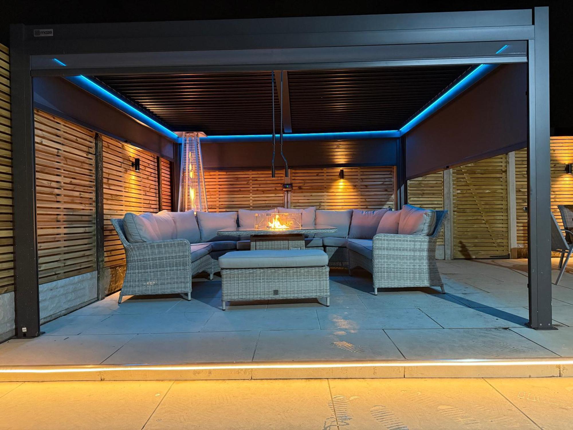 5 Bed Town House Within City Centre And Sleeps Up To 11 With Sky And Netflix Birmingham Esterno foto